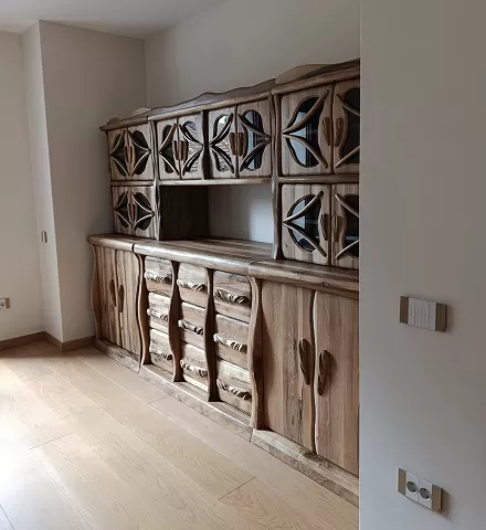 Kredenac Artisan